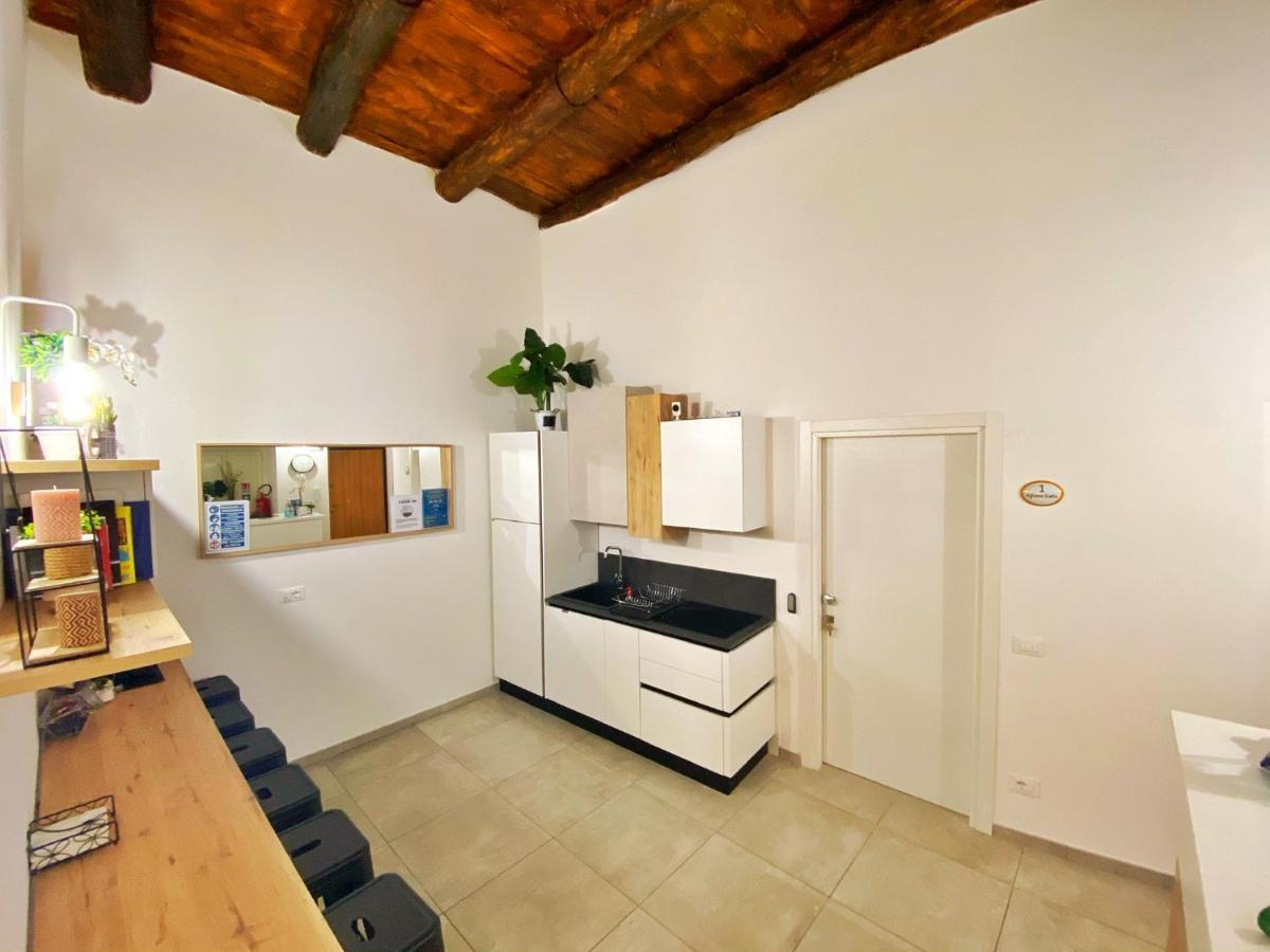 B&B Salerno In Centro Luaran gambar