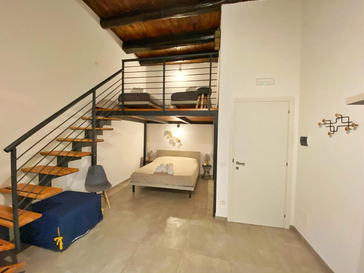 B&B Salerno In Centro Luaran gambar